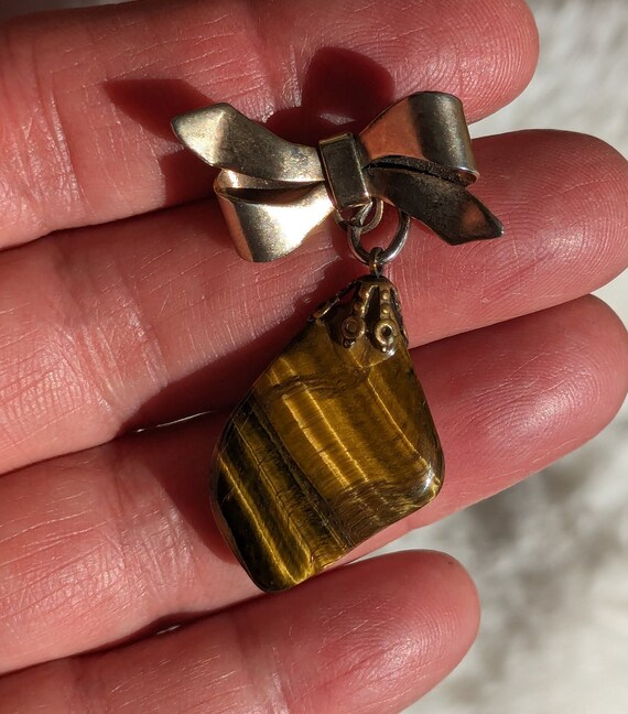 Vintage tiger eye brooch - image 1