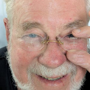 Doctor&#39;s office patient sample Pince-Nez rimless spring nose piece eyeglasses from the early 1900s.