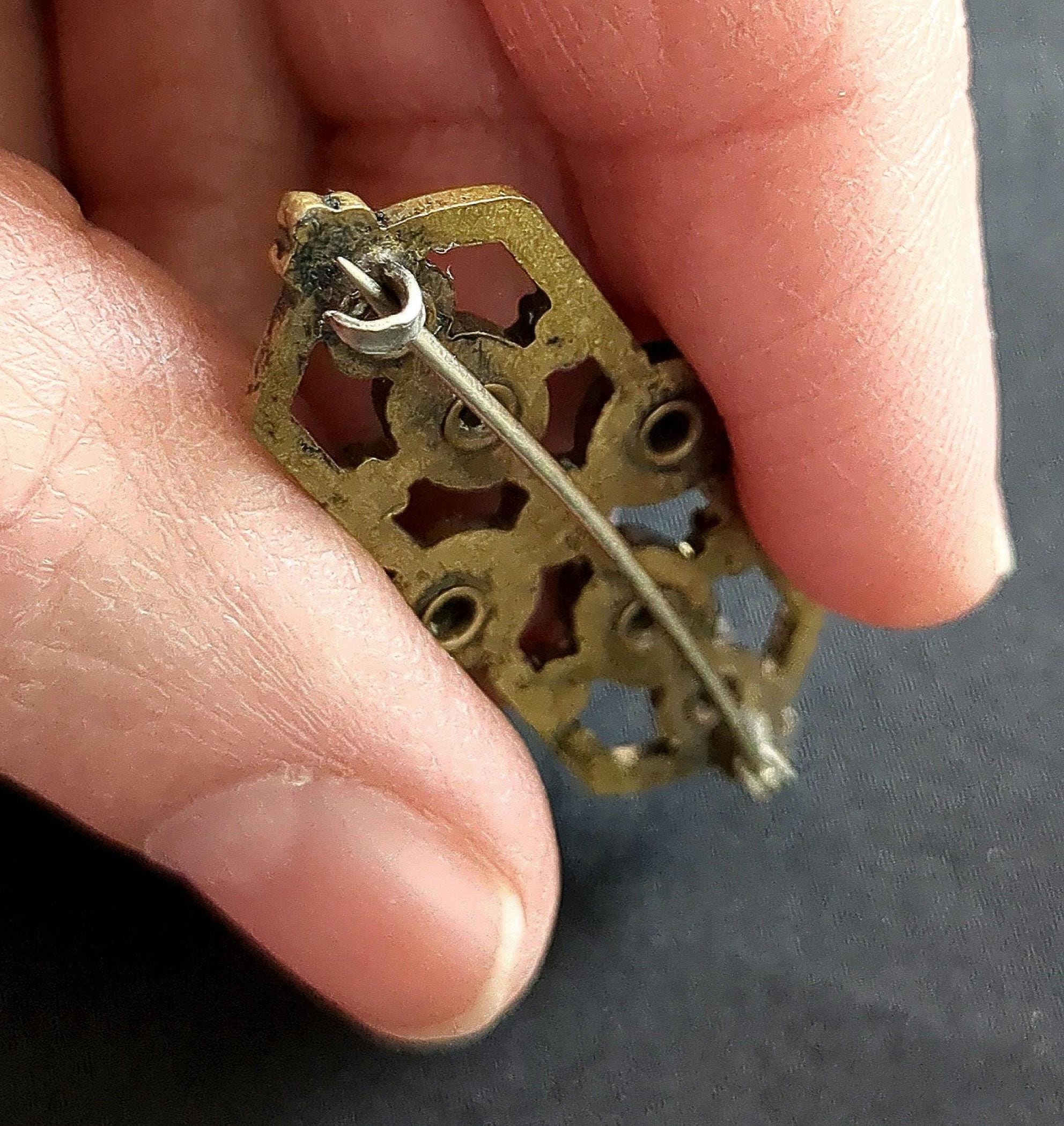Grande Broche Vintage Strass Bleu Et Métal Doré – Fantaisie Rétro N3703
