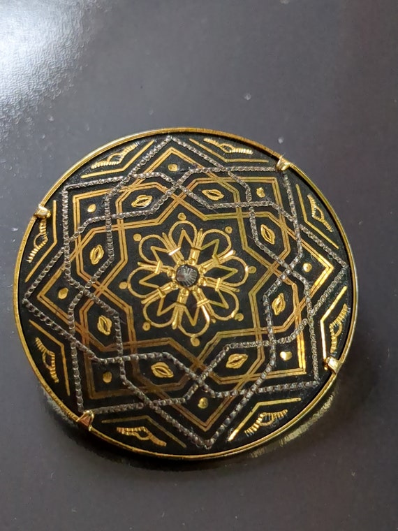 Damascene vintage brooch pin signed "ia"