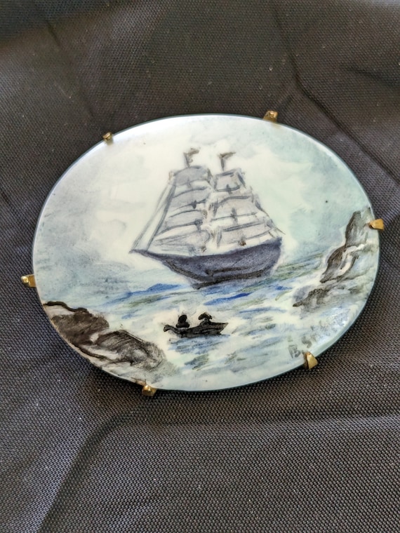 Vintage porcelain hand painted brooch pin