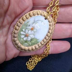 Handgeschilderde vintage porseleinen bloemenhanger