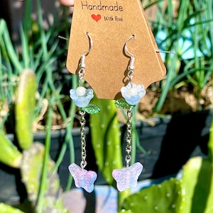 Fairycore dangle earrings | Butterfly earrings | Gold dangle earrings | Cute earrings | Handmade earrings | Floral earrings | Made in Hawaii