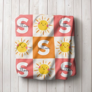 Jolie couverture pour bébé, couverture personnalisée pour bébé, couverture Happy Sun pour bébé/enfant en bas âge, chambre de bébé soleil, couverture pour bébé sherpa/minky, cadeau couverture soleil
