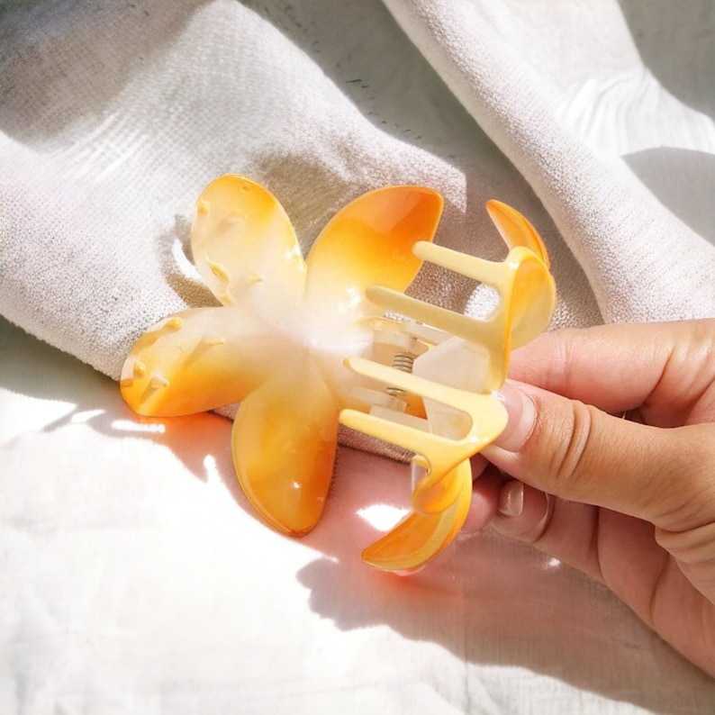 Trendy Flower Claw Clip, Lily Flower Hair Clip, Floral Hair Piece