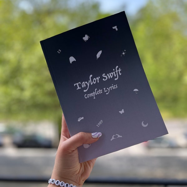 Complete Taylor Swift’s Lyrics book (incl. 31 songs TTPD) - Made by a swiftie for swifties