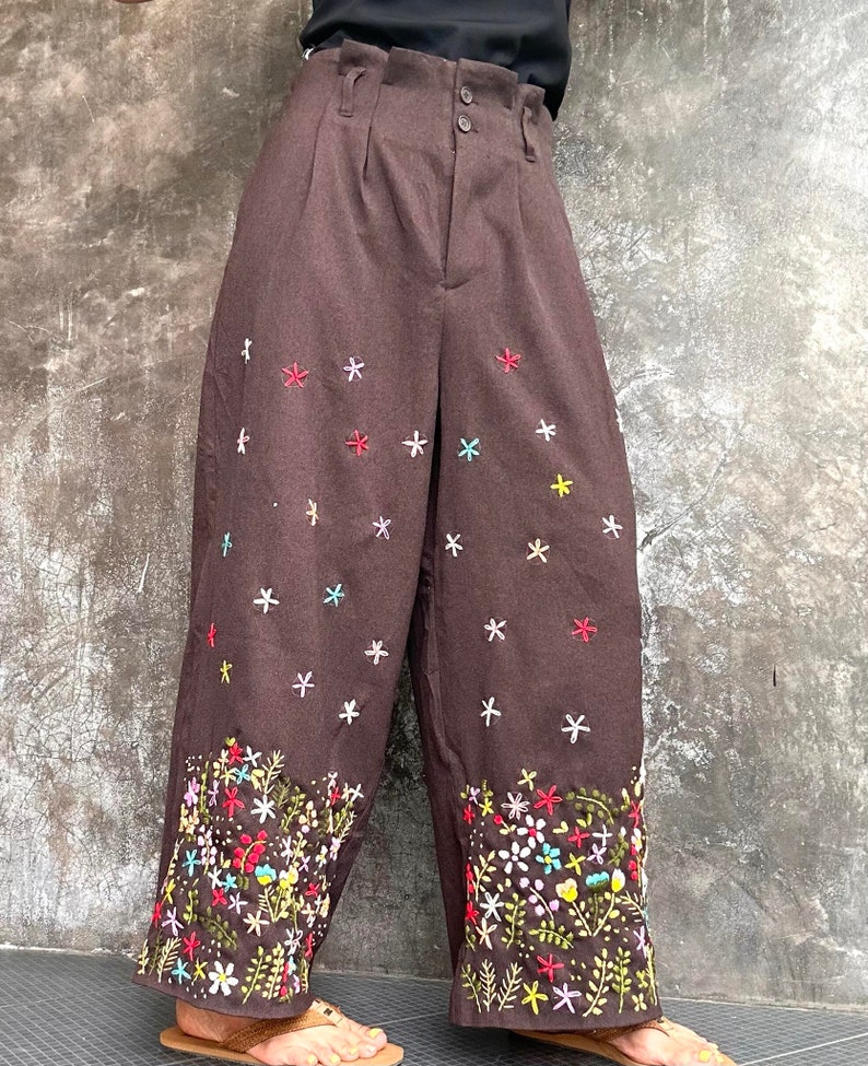 Cotton Embroidered Pants, M size Pants, Floral embroidered Pants, Brown Pants, Relax Pants, Wide leg Pants, Elastic waist pants zdjęcie 3