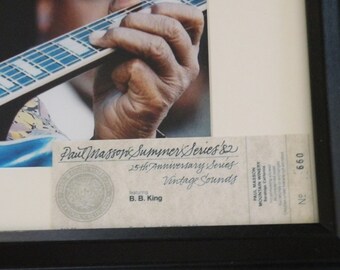 BBキングの高品質ガラスフレーム複製サイン、写真、チケット伝説のソロ