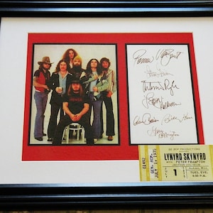 Lynyrd Skynyrd Gerahmtes Reproduktion Autogramm, Foto & Ticket