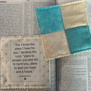 Pocket Prayer Quilt ~ Jeremiah 29:11 ~ Wooden or plastic cross ~ Printed prayer poem ~ Prayer card ~ Religious Gift ~ Bible verse ~ Handmade