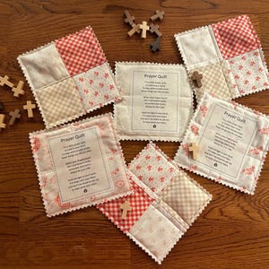 Mini coperta da preghiera / coperta da preghiera tascabile con croce di legno o plastica / Poesia di preghiera stampata / Biglietto di preghiera / Fatto a mano / Regalo / Preghiera