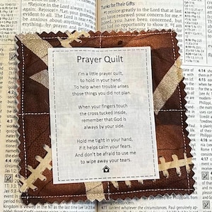Mini gebedsquilt | Voetbal | Zakgebedsquilt met houten of plastic kruis | Gedrukt gebedsgedicht | Gebedskaart | Cadeau |Gebed | Handgemaakt