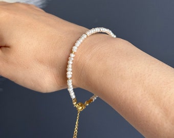 Small 3/4mm freshwater pearl bracelet • Minimalistic bracelet • Dainty bracelet • 18k gold plated • Gift for her•