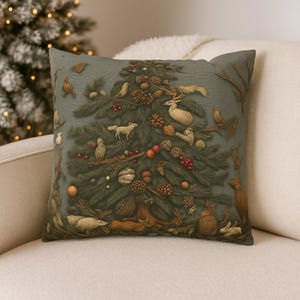 Kussensloop voor de feestdagen, gezellige bosdieren in borduurstijl met kerstboom, kussensloop, retro kerstdecor