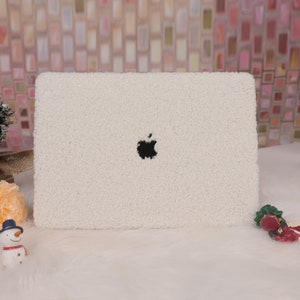 White Fluffy Teddy MacBook Case for MacBook Air 13 /Pro13/RITIAN 13/13.6Air/Pro 14/Air 15/Pro16M1 M2 M3 Touch Bar 13 15 16 Inch Laptop Case image 4