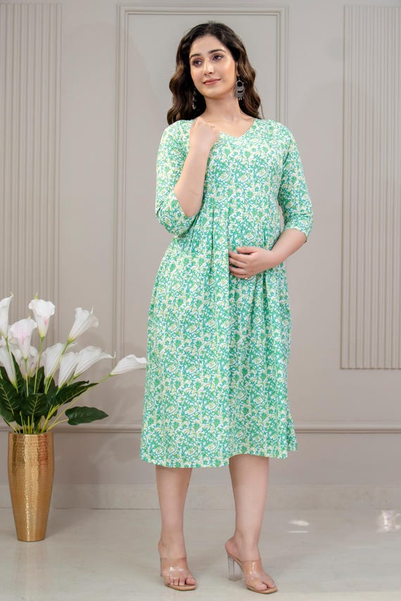 green floral maternity dress Pinup Fashion Photoshoot Summer Easter Pregnancy Maxi Dress The perfect dress now available for the mommy Floral V-Neck Midi Maternity Dress