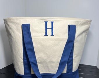 Personalized Canvas Tote Bag with Zipper Monogram Travel Bag Bridesmaid Gift Teacher Tote Custom Embroidered Bag Beach Bag Sports Mom Tote