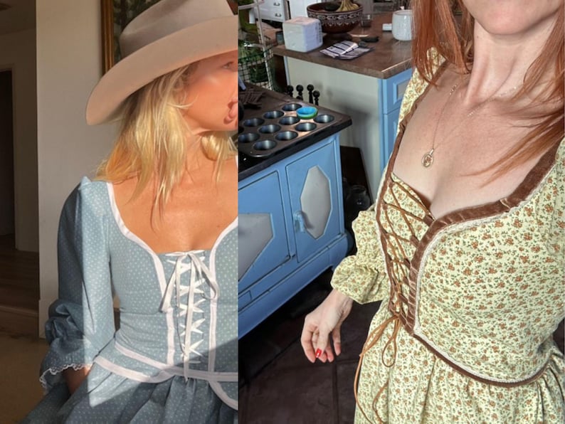 Puede incluir: Dos mujeres vistiendo vestidos de estilo vintage con detalles de encaje. El vestido de la izquierda es azul claro con lunares blancos y un borde de encaje blanco. El vestido de la derecha es amarillo con un estampado floral y detalles de encaje marr&oacute;n.