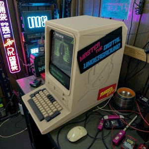 Universal Neuroscape TCG Deck Box