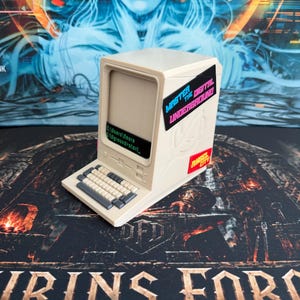 Universal Neuroscape TCG Deck Box