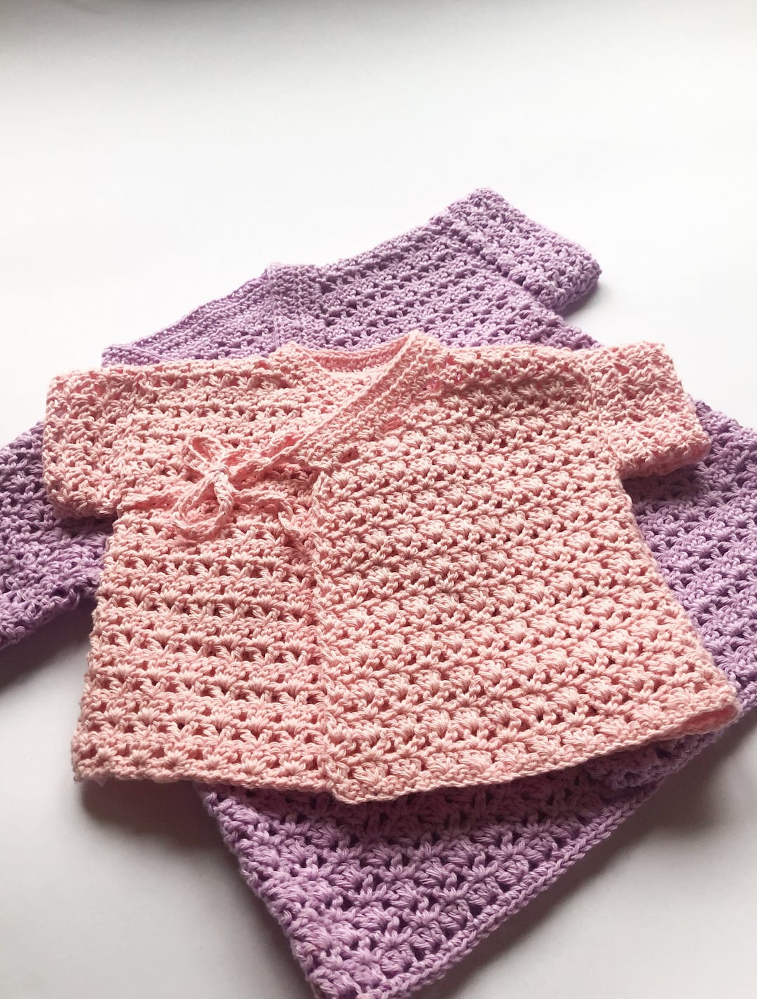 BABIES EMBROIDERED TEE WITH FRILL SLEEVE CROCHET ALL DAY
