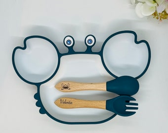 Set repas assiette et couverts pour enfant personnalisée -couvert en bois - cadeau de naissance noël - assiette silicone bébé- assiette bébé