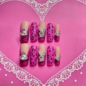 y2k playboy press on nails