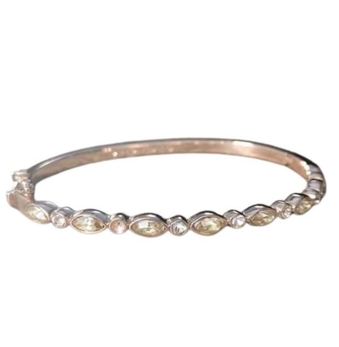 GIVENCHY S Round Bracelet (Gold)