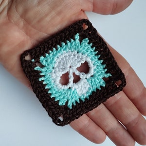 Tête de mort, motif carré grand-mère au crochet, motif carré grand-mère facile au crochet pour débutants, décoration d'Halloween