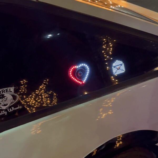 Coeur de fenêtre RVB pour voiture