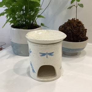 Handmade ceramic oil burners image 1