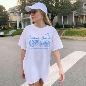 Maglietta Cousins Beach, Maglietta The Summer I Turned, T-shirt TSITP, Maglietta da spiaggia, Team Conrad, Team Jeremiah, Merchandising TSITP, Cousins Beach TSITP