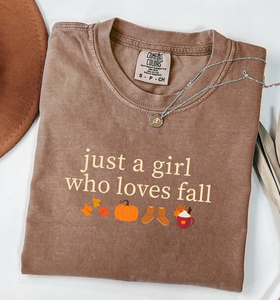 Fall Shirt, Just a Girl who loves fall, Comfort Colors Shirt, Halloween Shirt, Fall T-Shirt, Pumpkin Shirt, Fall lover t shirt, Autumn Shirt