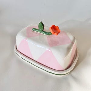 Butter & Blossom Butter Dish – Handmade in California | Housewarming Gift | Fits Standard Butter Stick | Dishwasher Safe | Hand-Drawn Design
