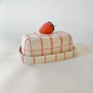 Butter & Berries Butter Dish – Handmade in California | Housewarming Gift | Fits Standard Butter Stick | Dishwasher Safe | Hand-Drawn Desig