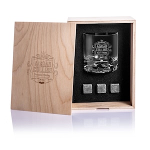 Boîte à whisky en bois personnalisée signature, cadeau de Saint-Valentin, ensemble de verres à whisky, ensemble cadeau d'articles de bar personnalisés, ensemble cadeau pour amateurs de whisky. Cadeau pour lui Design #1