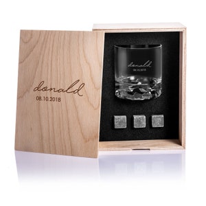 Boîte à whisky en bois personnalisée signature, cadeau de Saint-Valentin, ensemble de verres à whisky, ensemble cadeau d'articles de bar personnalisés, ensemble cadeau pour amateurs de whisky. Cadeau pour lui Design #2