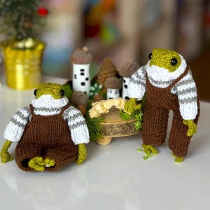 Froggie frog crochet,Green frog knitted,Froggie&#39;s sweater,Cute toy frog,Amigurumi frog,Gift for christmas,Gift for birthday,Toy for kids