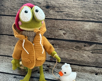 Stuffed Hugo frog in yellow raincoat, Crochet autumn raincoat outfit for froggy, Amigurumi finished frog plushie, Granddaughter Gift