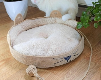 Handmade Cat Bed: Cozy Pet Basket with Toy