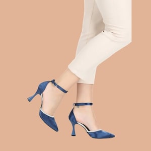 Navy ankle straps for trousers