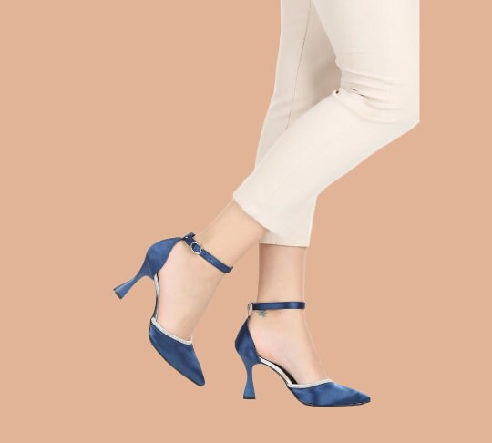 navy blue heels amazon