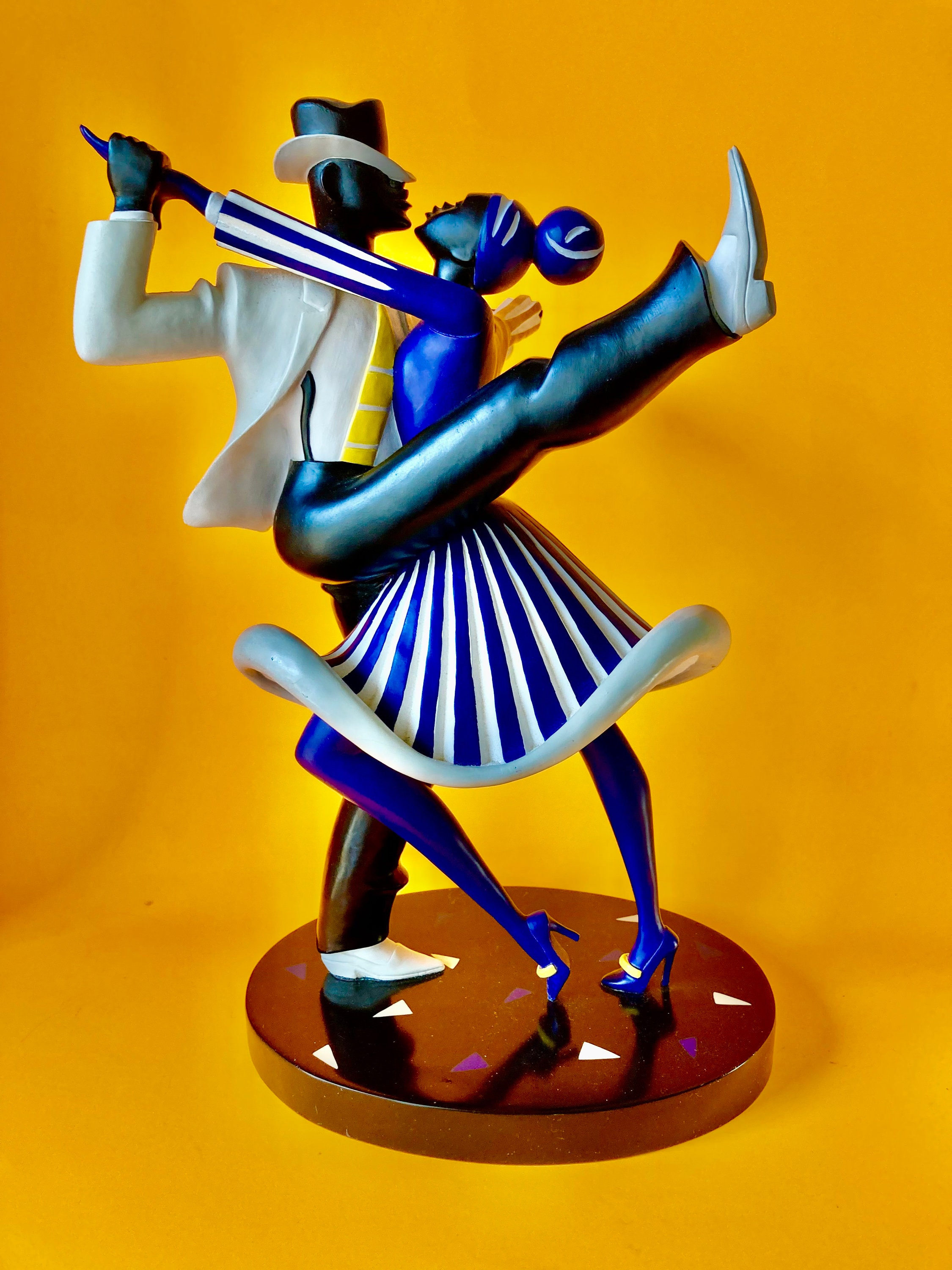 SALE‼️ウィストミンスター クリスタルアート 94×44cm Lindy Hop Dancers Figurine by Ty Wilson - Etsy