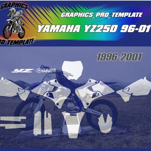 Könnte beinhalten: Blau-weißes Yamaha YZ250 96-01 Motorrad-Grafik-Template. Das Bild enthält den Text "GRAPHICS PRO TEMPLATE" und "YAMAHA YZ250 96-01". Das Motorrad wird mit verschiedenen hervorgehobenen Teilen gezeigt.