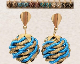 Pendientes trenzados bola oro vegetal capim dorado,6 colores, SLOWECO PARADISE, Regalo esfera original ecológico, Comercio sostenible 3x2 cm