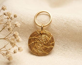 Capimix ARMONÍA – Charms Dije artesanal – Colgante Oro vegetal Capim dorado para pendientes, collar, adorno – 2,5×1,5cm SLOWECO – 1U.