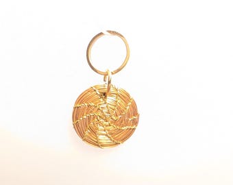 Capimix HARMONY – Charms Handmade Pendant – Capim Gold Vegetable Pendant for Earrings, Necklace, Ornament – 2.5×1.5cm SLOWECO – 1U.