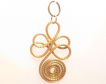 Capimix CREATIVITY – Handmade Charms Pendant – Capim Vegetable Gold Pendant for Earrings, Necklace, Ornament – 5×2.5cm SLOWECO – 1U.