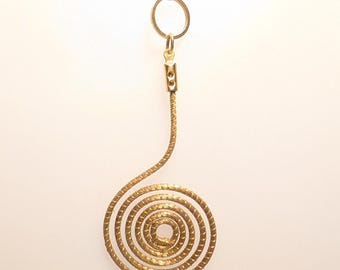 Capimix ILLUSION – Handmade Charms Pendant – Gold Vegetable Capim Pendant for Earrings, Necklace, Ornament – 7×2.5cm SLOWECO – 1U.