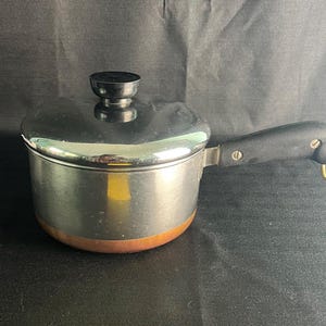 Pre 1968 Revereware Small Copper Bottom Stainless Steel 1.5 Quart Pot